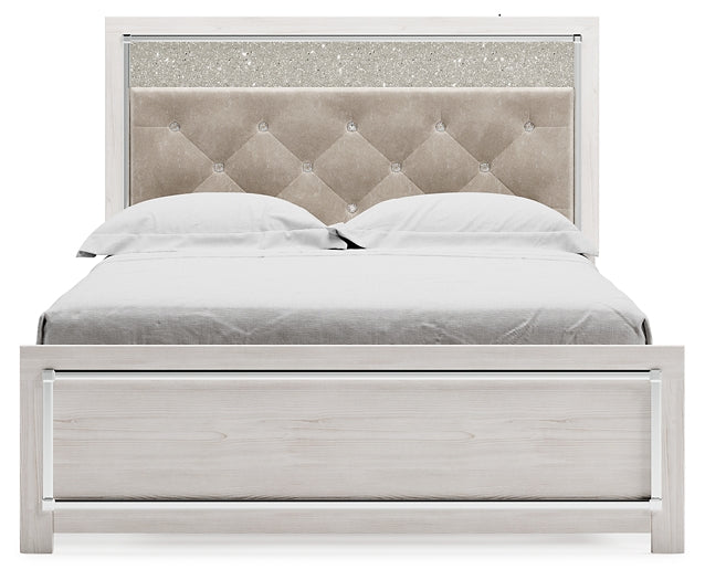 Altyra Queen Panel Bed