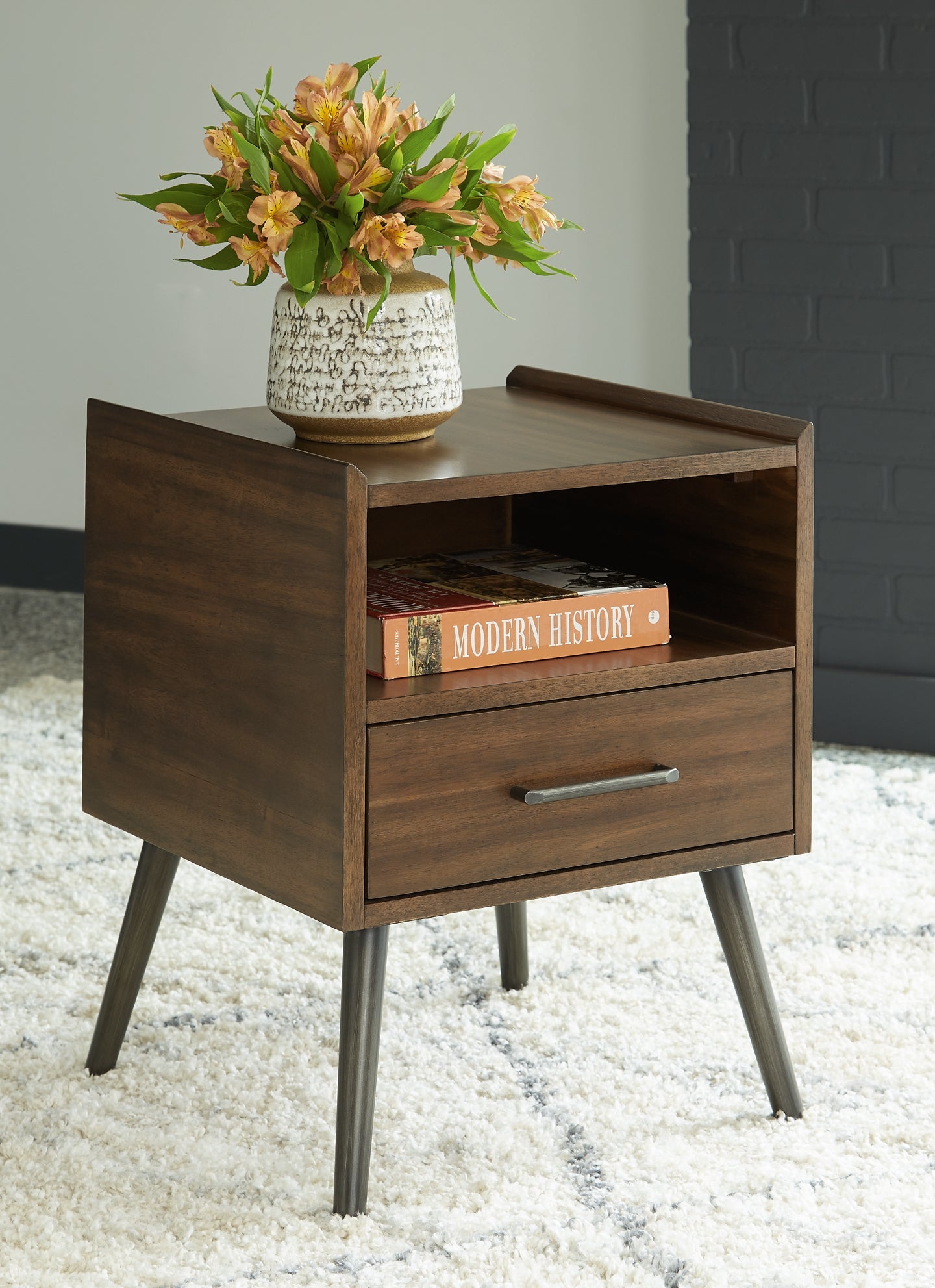 Calmoni Coffee Table with 1 End Table